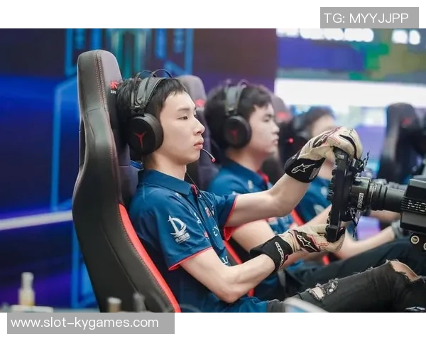 电竞实时数据挑战者杯积分榜RNG强势领跑积分达到70分引发热议 电竞实时数据挑战者杯积分榜RNG强势领跑积分达到70分引发热议